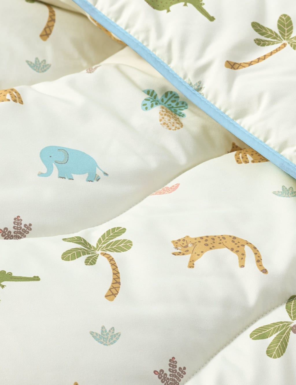 Jungle 4 Tog Coverless Duvet & Pillowcase 3 of 8