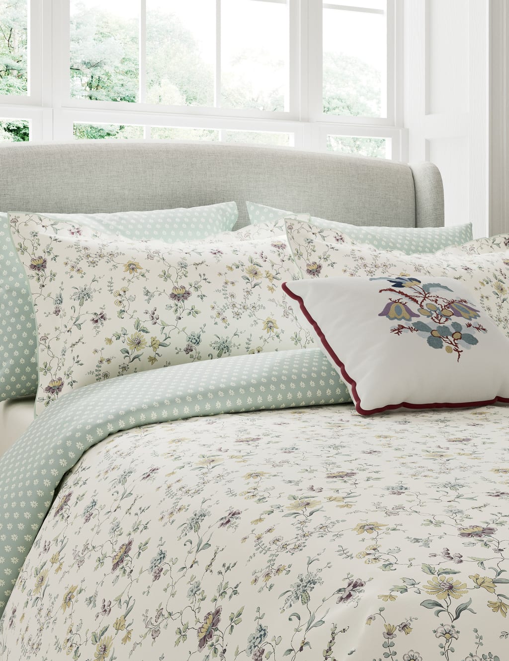 Pure Cotton Flora Bedding Set V A M S