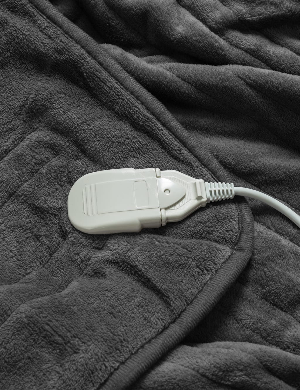 B and m heated blanket shop