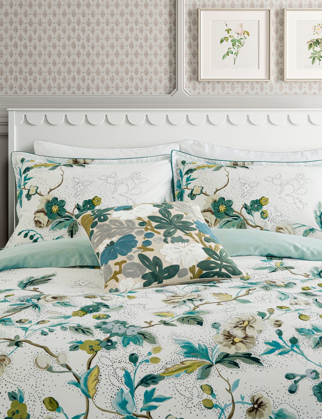 Pure Cotton Craven Street Floral Bedding Set 2 of 5