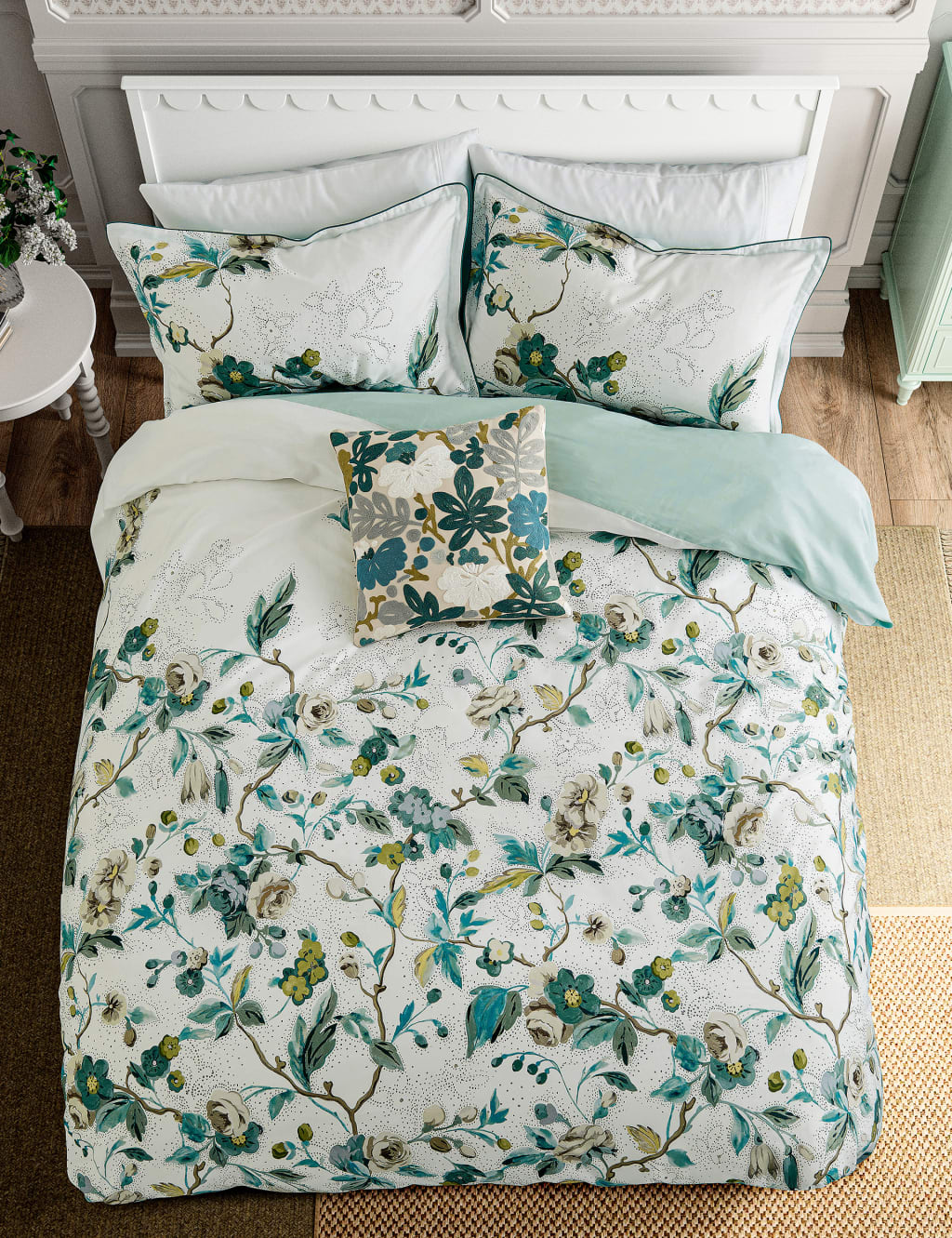 Pure Cotton Craven Street Floral Bedding Set 4 of 5