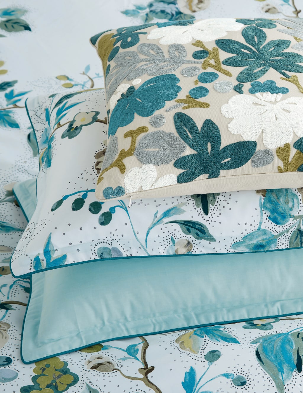 Pure Cotton Craven Street Floral Bedding Set 5 of 5