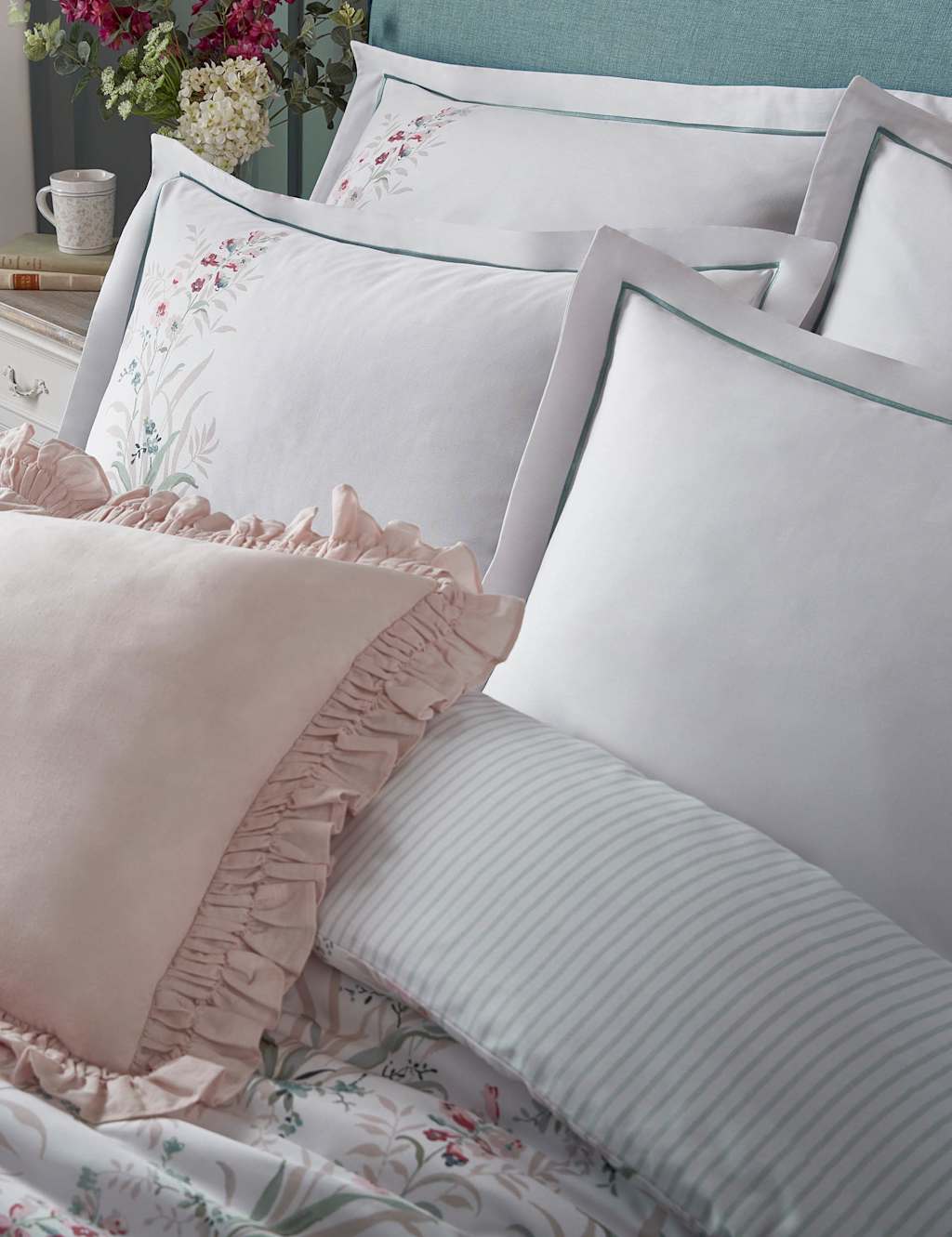Sateen Mosedale Posy Bedding Set 2 of 8