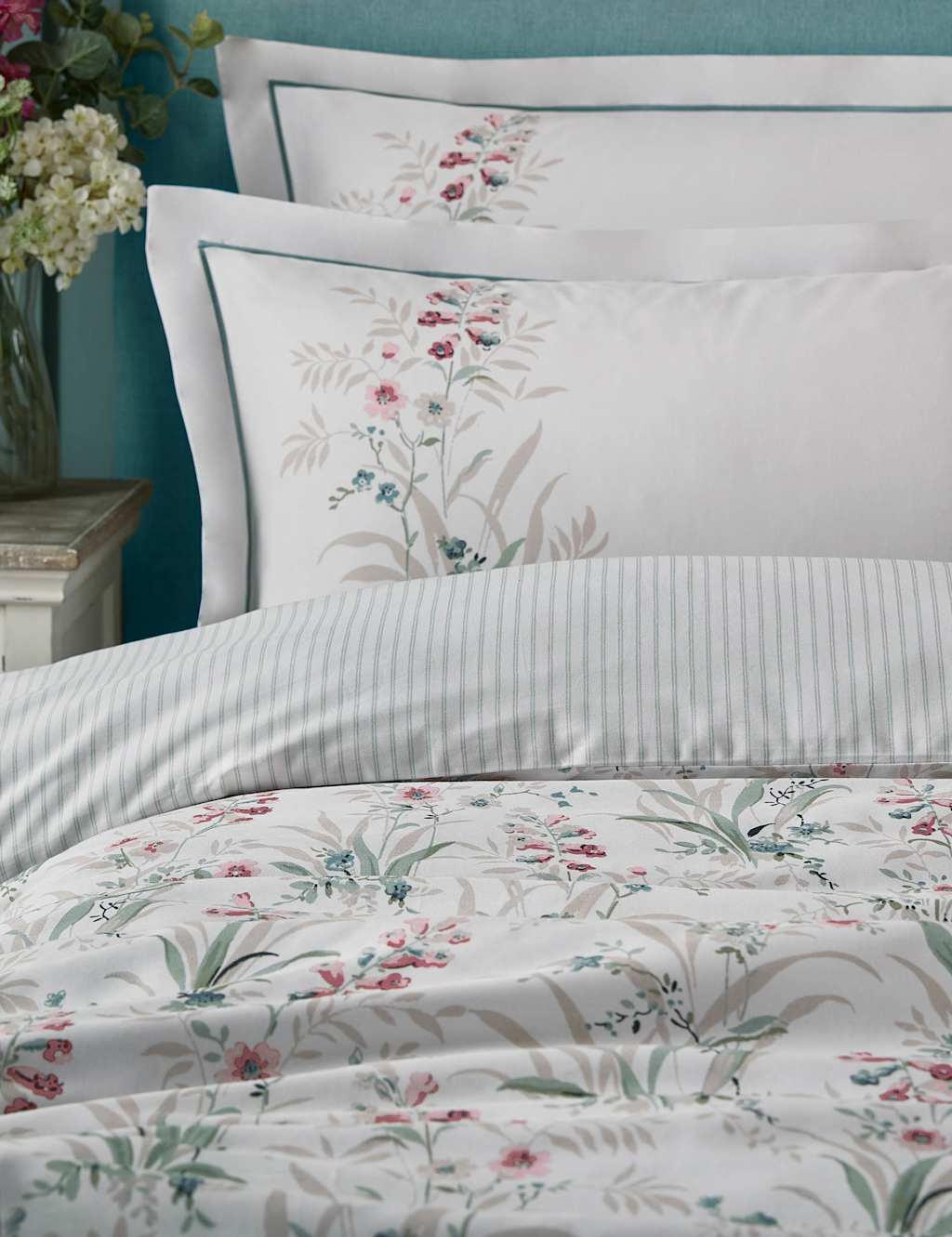 Sateen Mosedale Posy Bedding Set 4 of 8