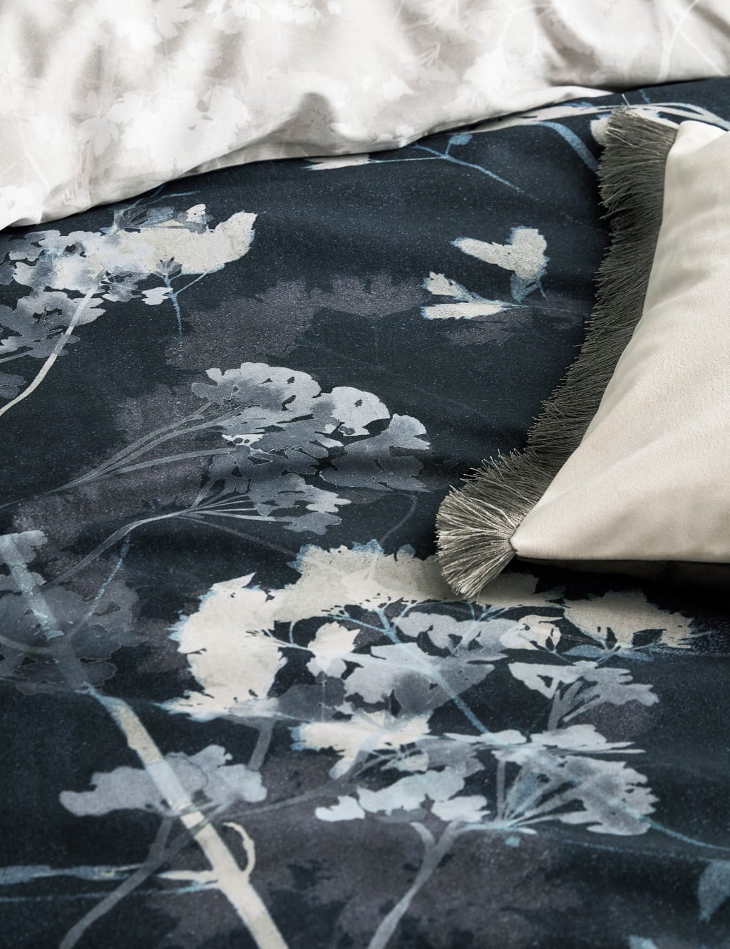 Pure Cotton Flower Press Bedding Set 3 of 8