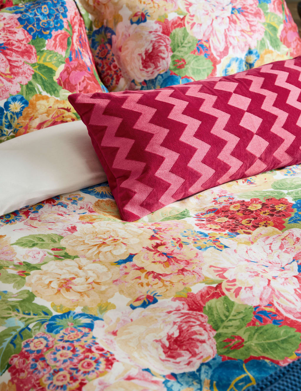 Pure Cotton Rose & Peony Duvet Cover 3 of 3