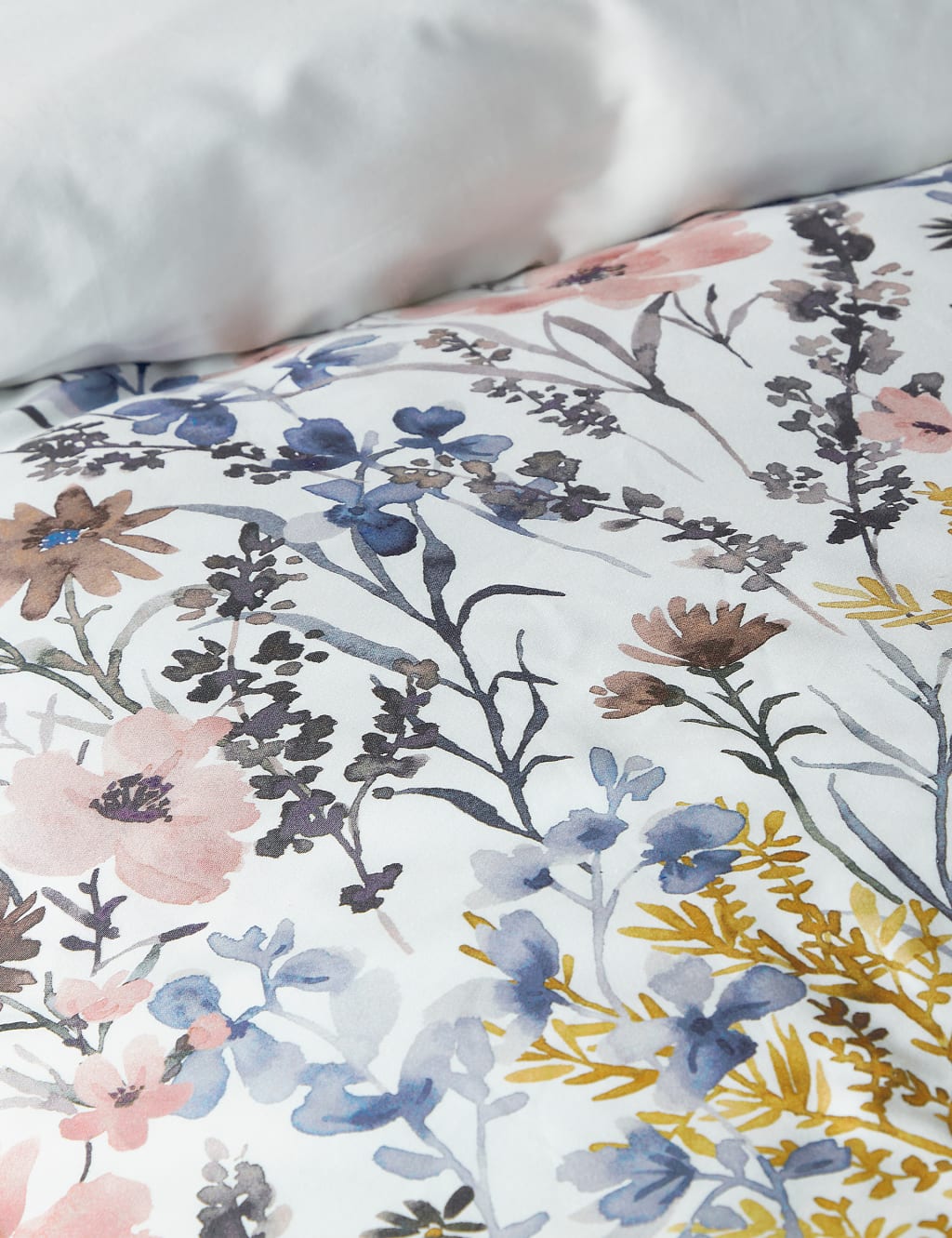 Pure Cotton Sateen Aspden Bedding Set 3 of 4