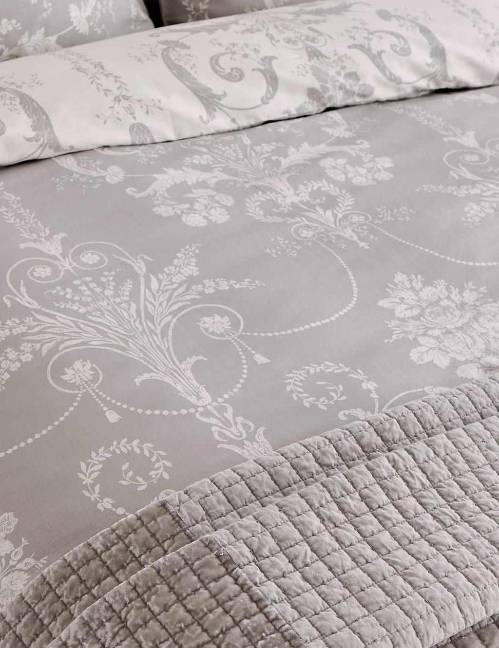 Pure Cotton Sateen Josette Bedding Set 3 of 3