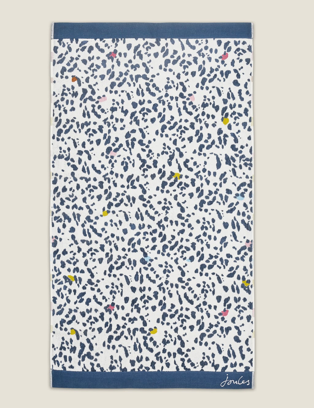 Pure Cotton Lynx Leopard Towel 2 of 3