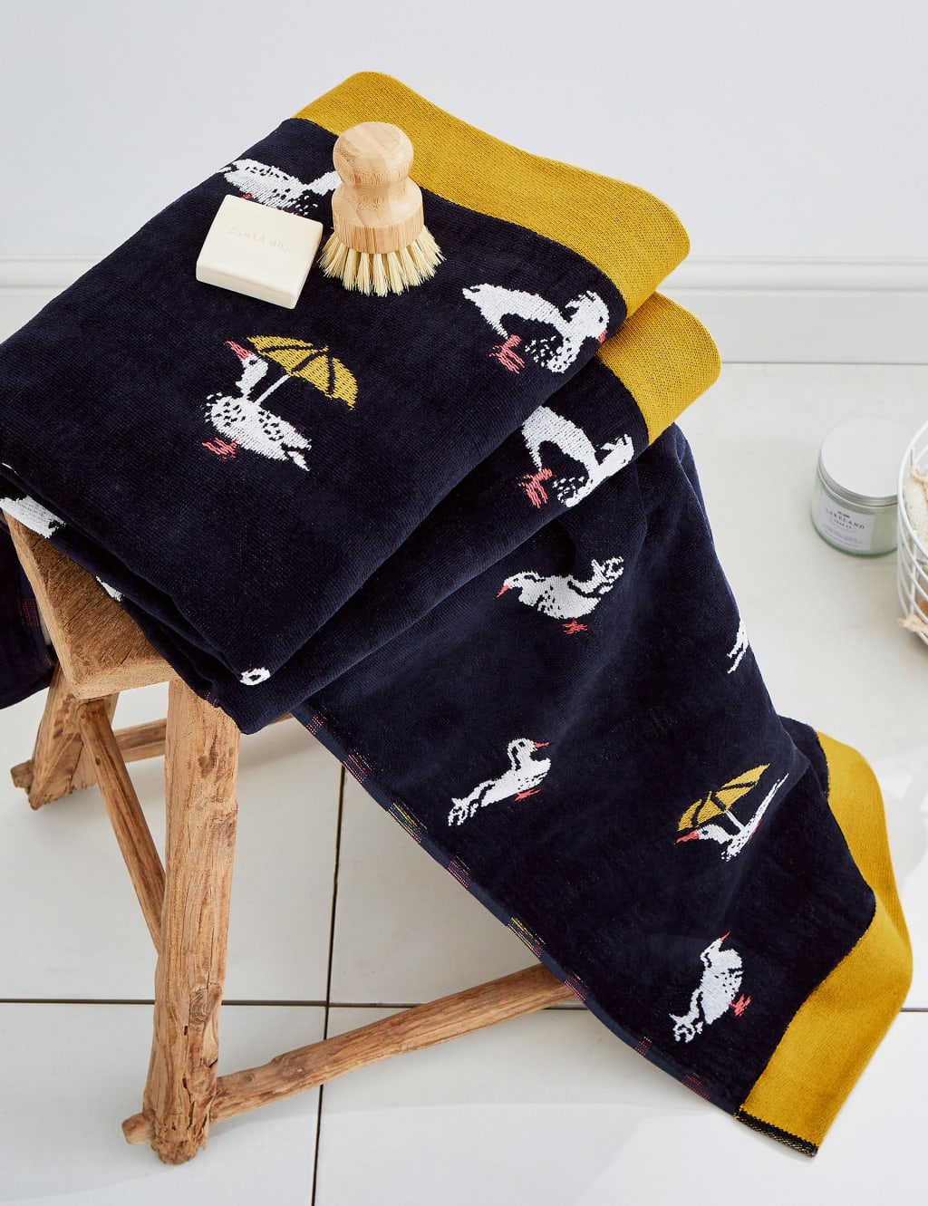 Pure Cotton Duck March Towel 3 of 3