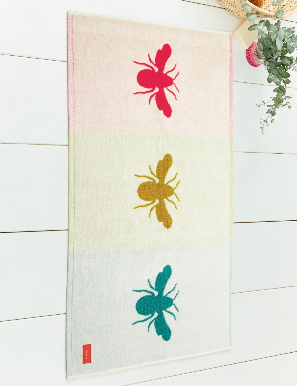Pure Cotton Rainbow Bee Bath Mat 2 of 2