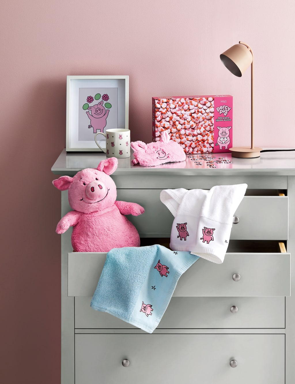 Set of 2 Pure Cotton Percy Pig™ Guest Towels 6 of 6