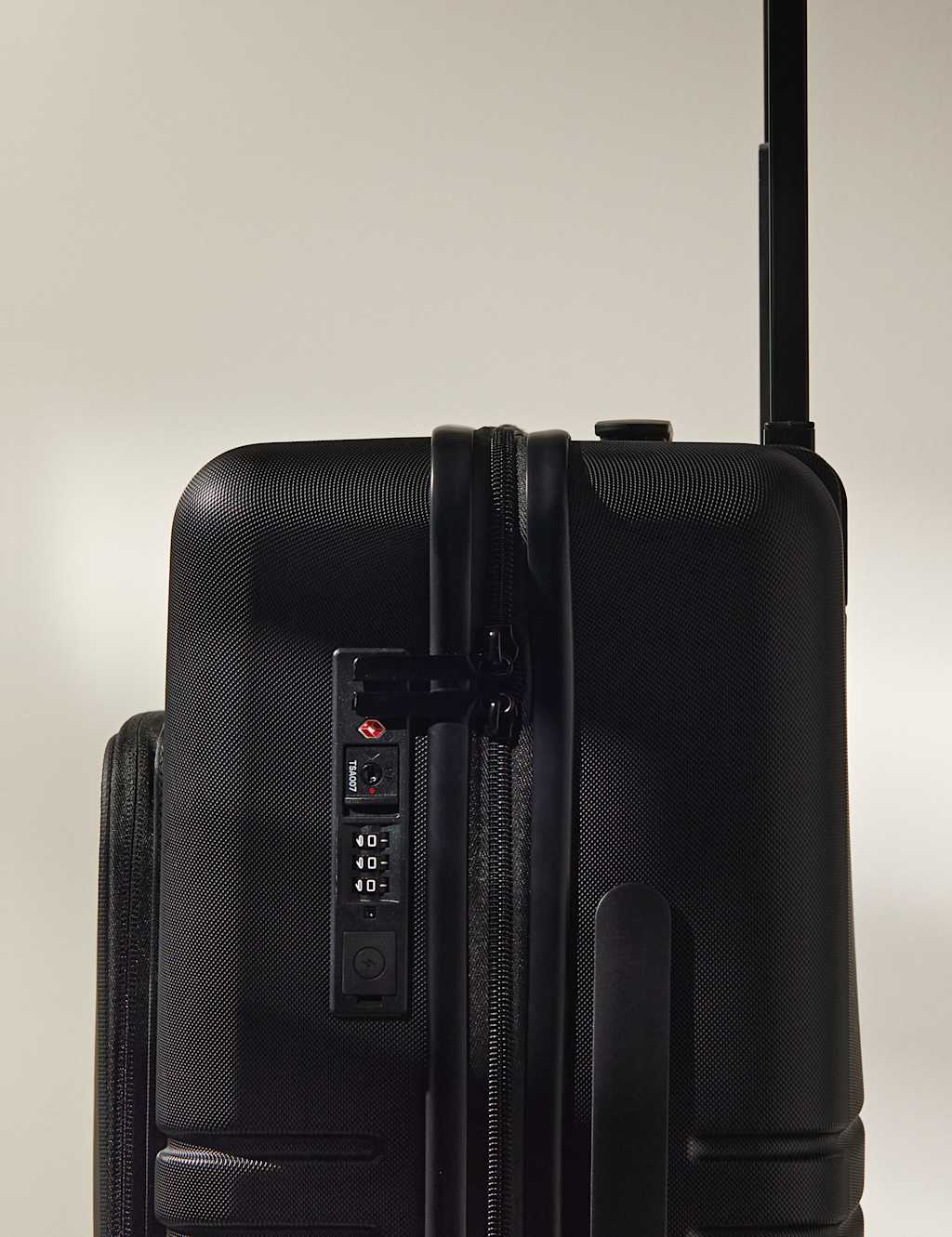Hybrid 4 Wheel Hard Shell Cabin Suitcase 8 of 9