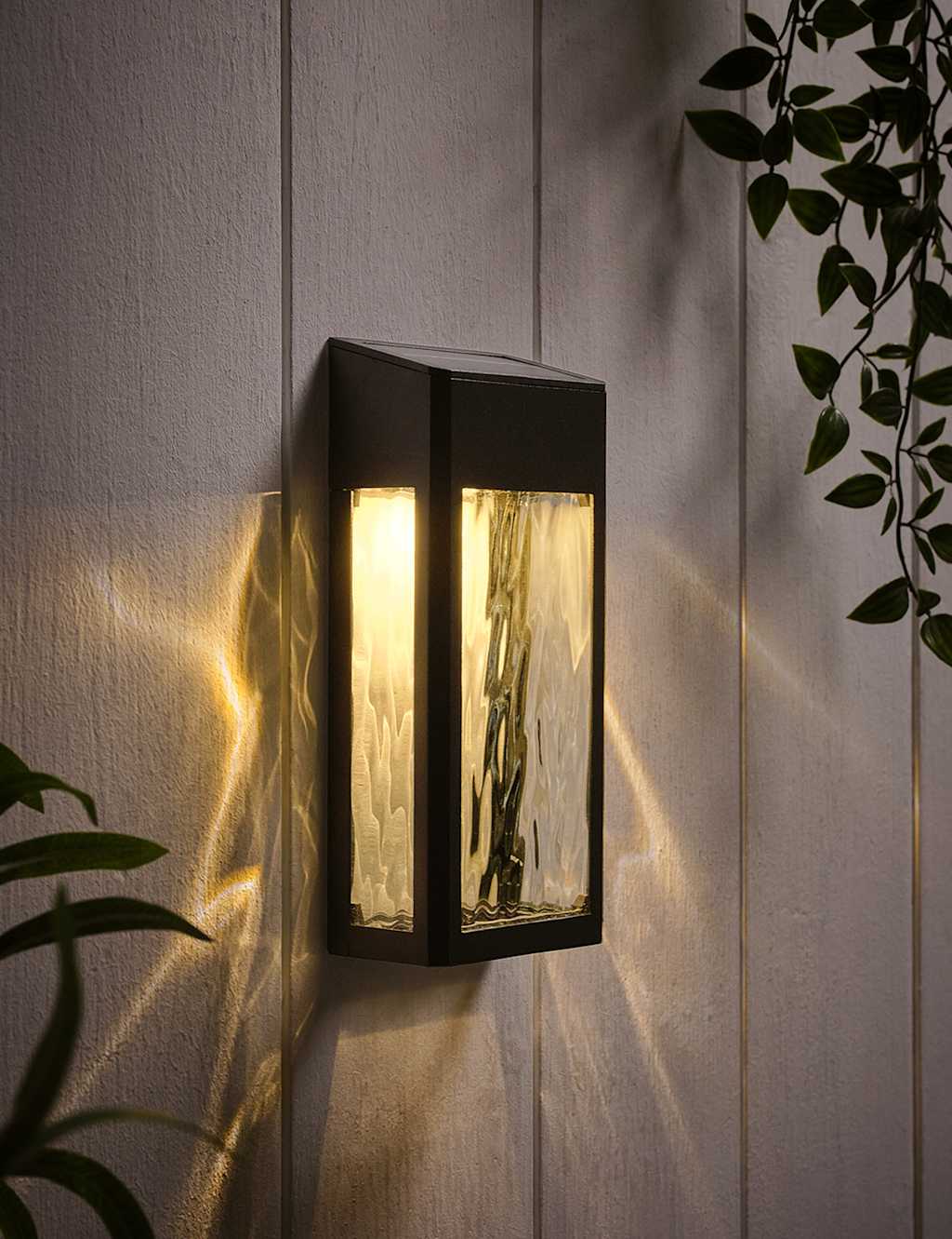 Crackle Solar Wall Light 2 of 13