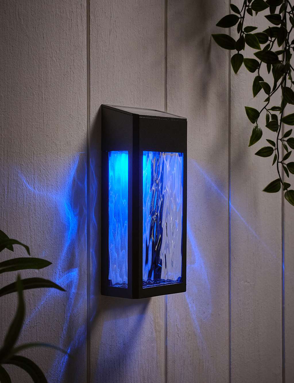 Crackle Solar Wall Light 8 of 13