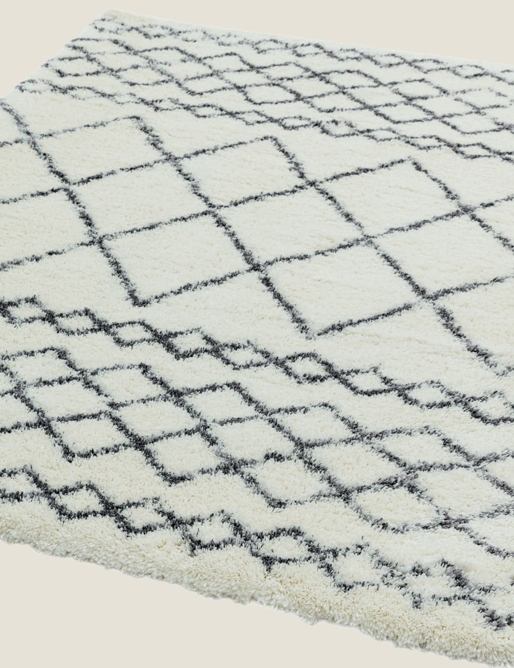 Alto Moroccan Shaggy Rug 3 of 6