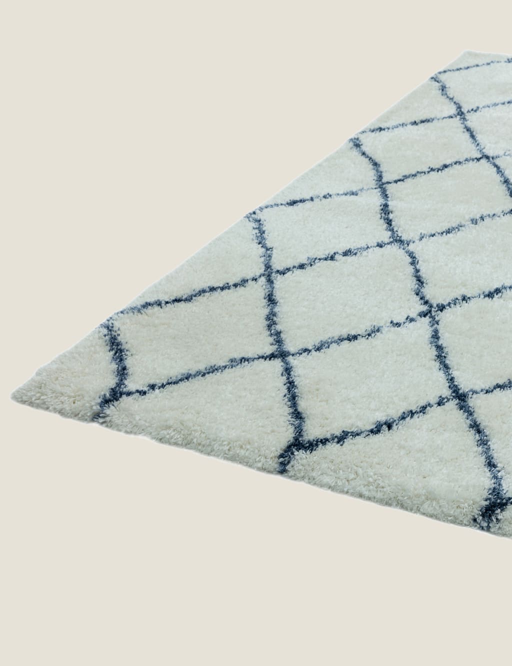 Alto Moroccan Shaggy Rug 2 of 5