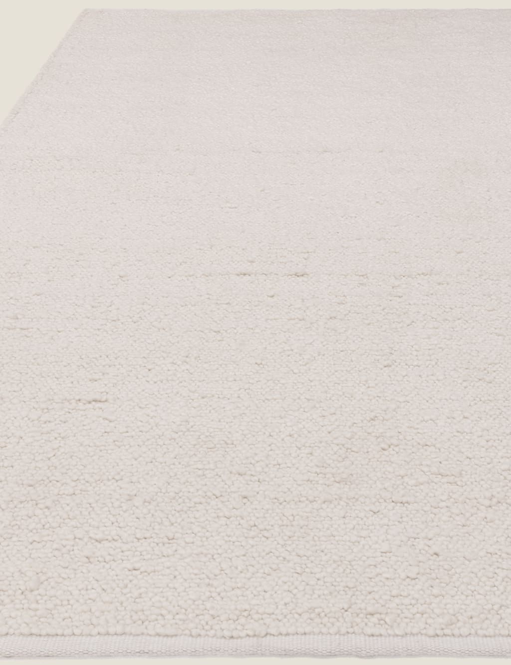 Abbus Rug 3 of 6