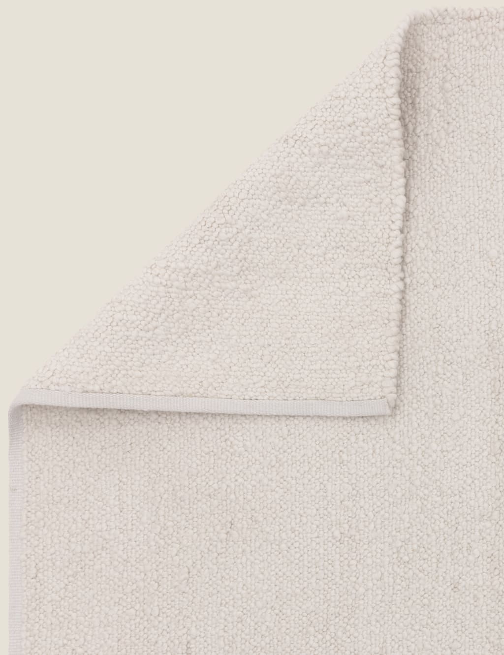 Abbus Rug 4 of 6