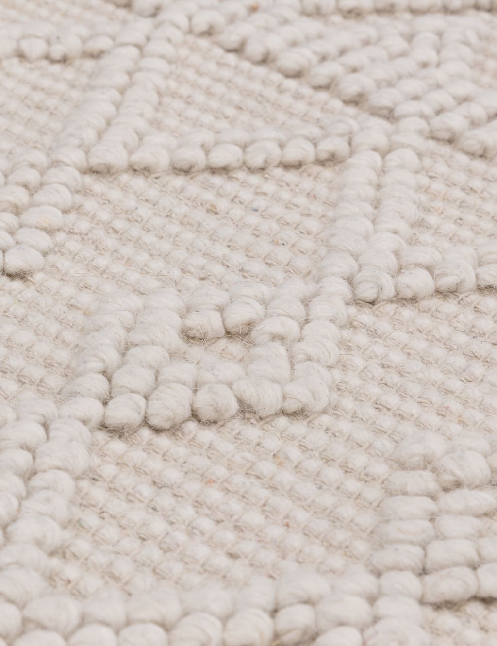 Asra Pure Wool Rug 4 of 8