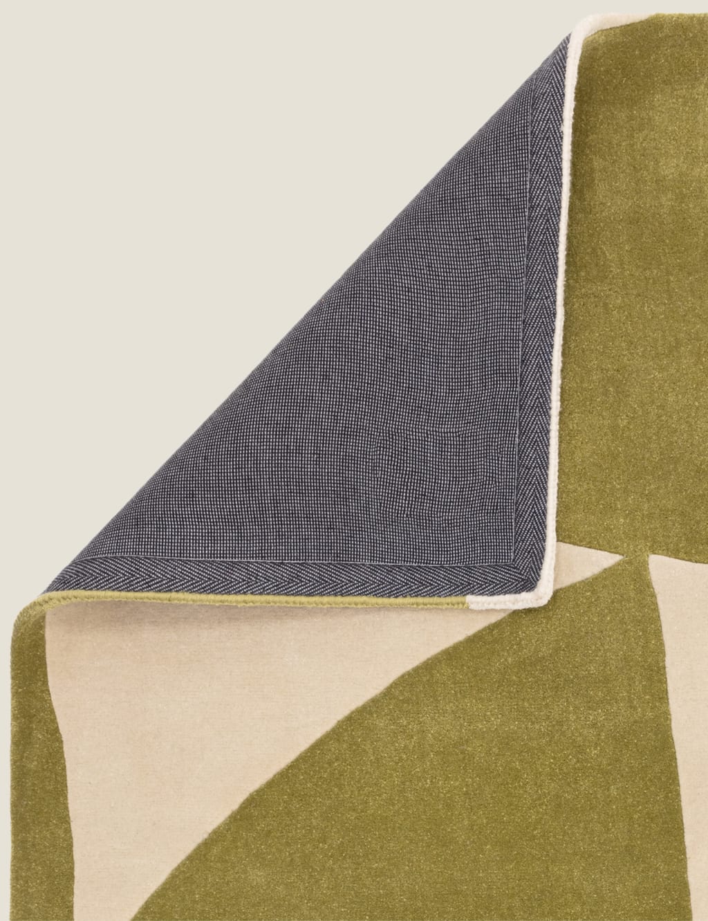 Romy Rug 4 of 7