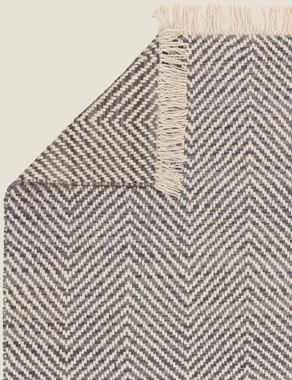 Vigo Rug 2 of 6