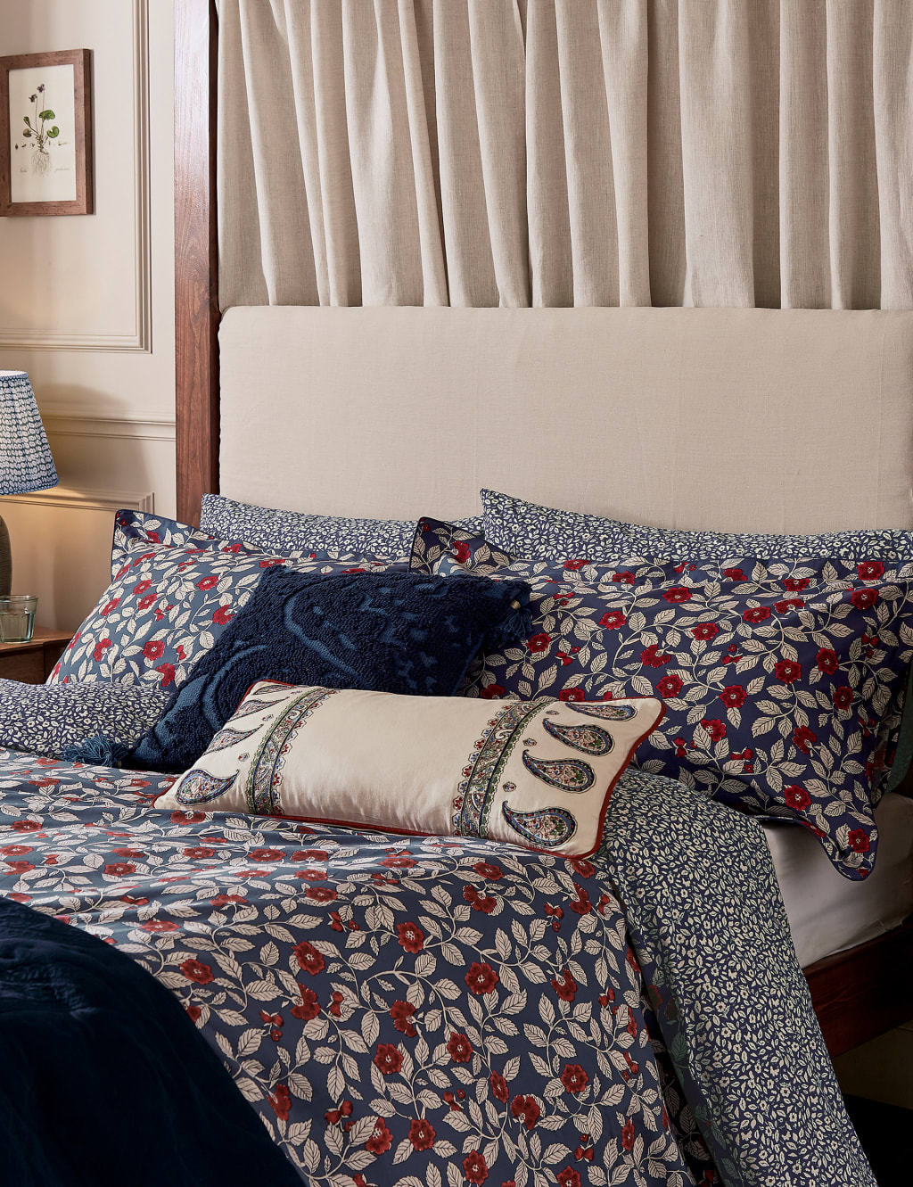 Pure Cotton Grove Floral Bedding Set 4 of 5