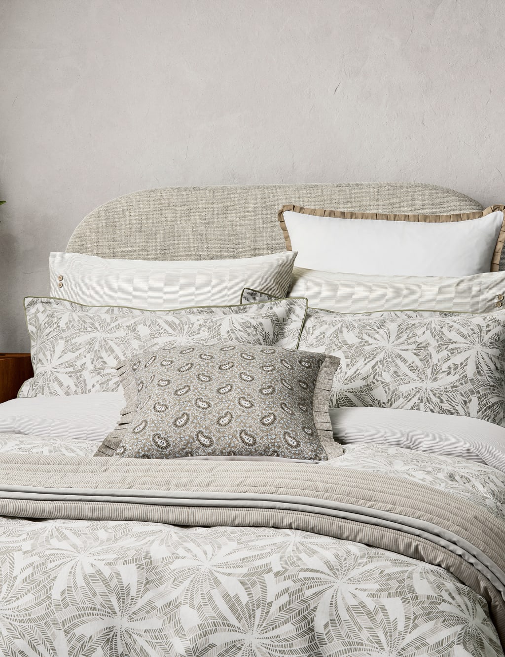 Linen Blend Cora Cushion 2 of 3