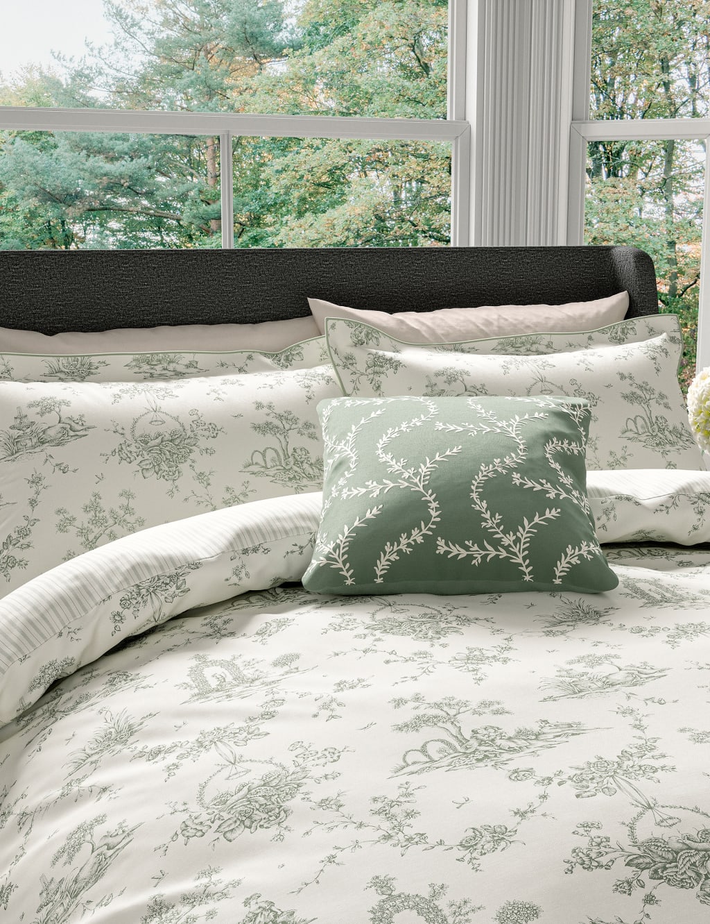 Velvet Chikan Cushion 2 of 3