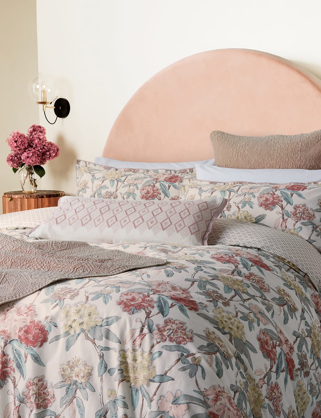 Pure Cotton Marielle Square Pillowcase 1 of 3