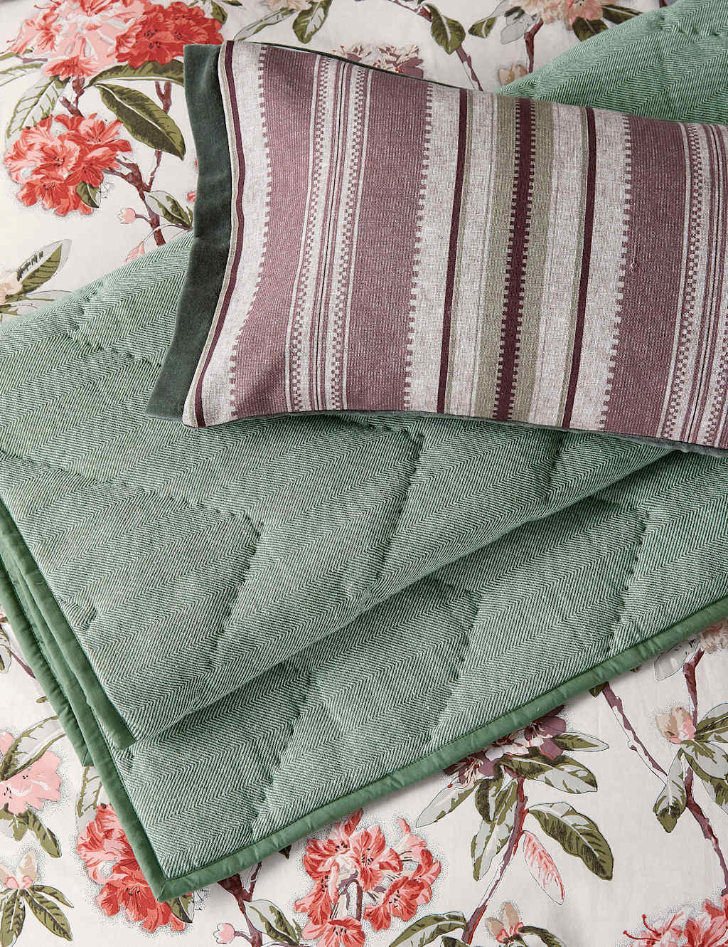 Elswyth Herringbone Quilted Throw 4 of 4