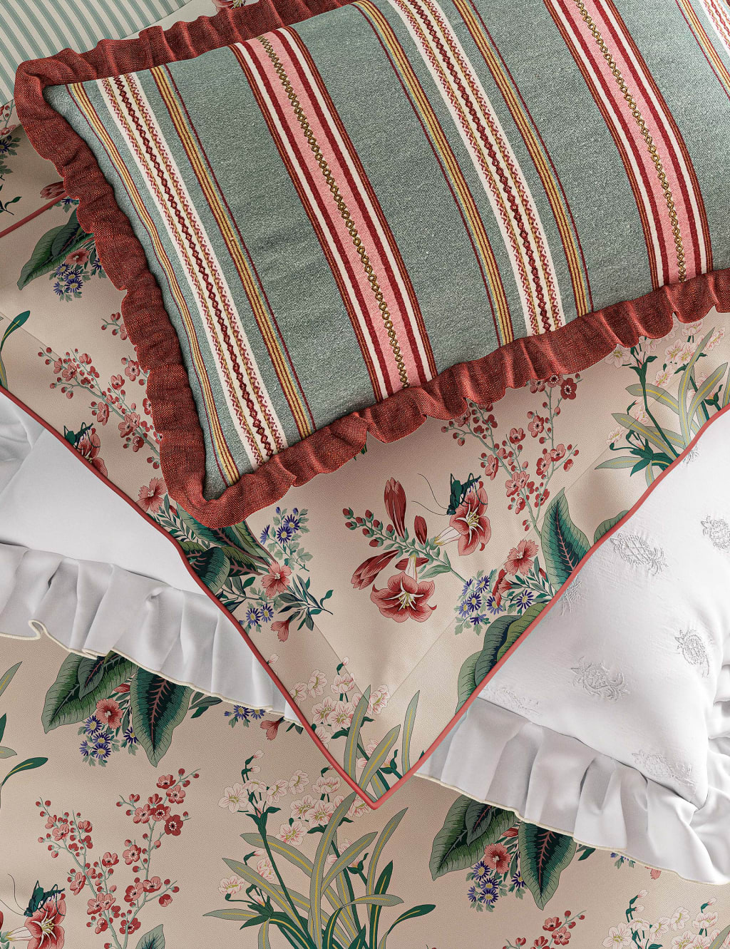 Pure Cotton Enys Garden Large Cushion 3 of 4