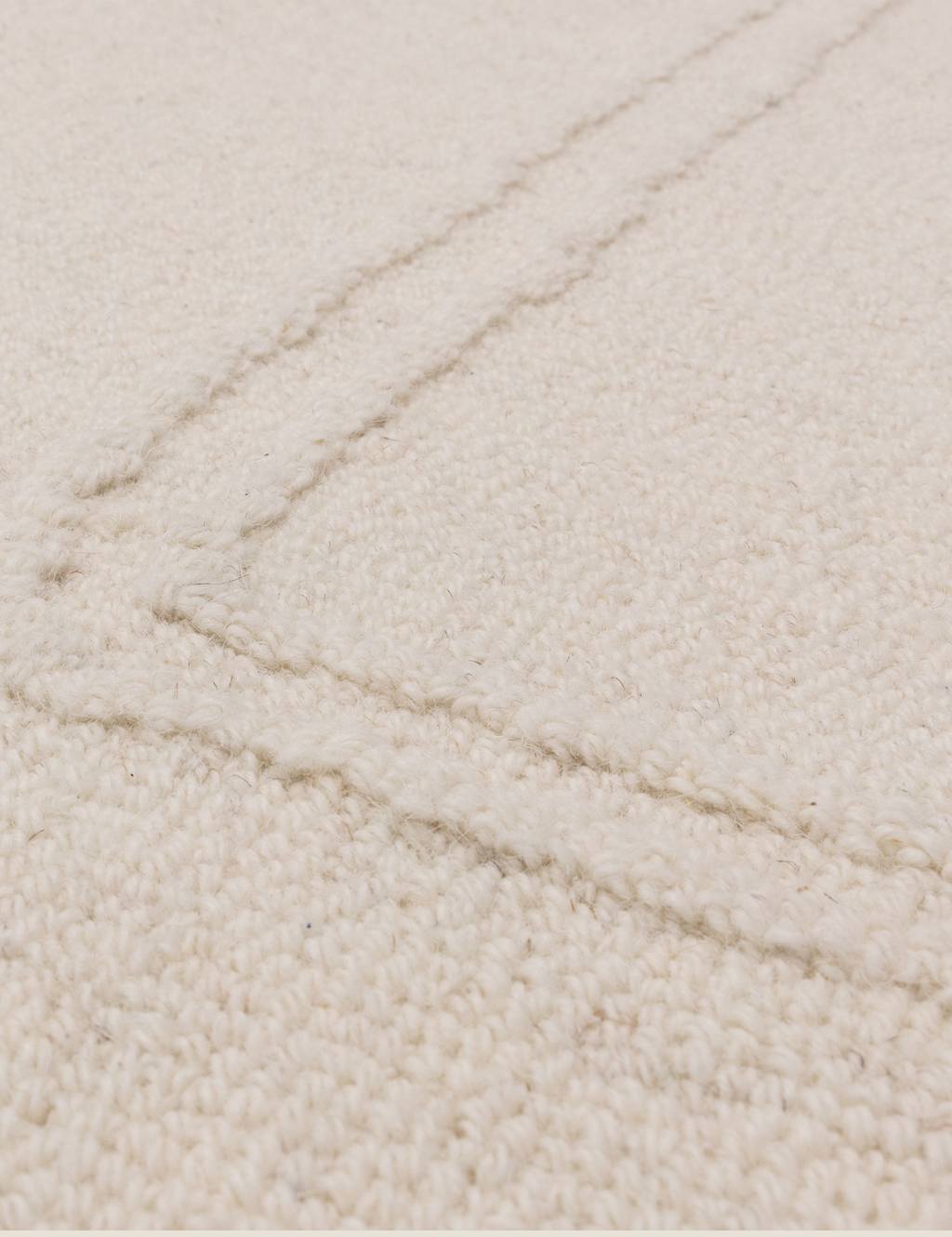 Ada Pure Wool Linear Tufted Rug 6 of 6