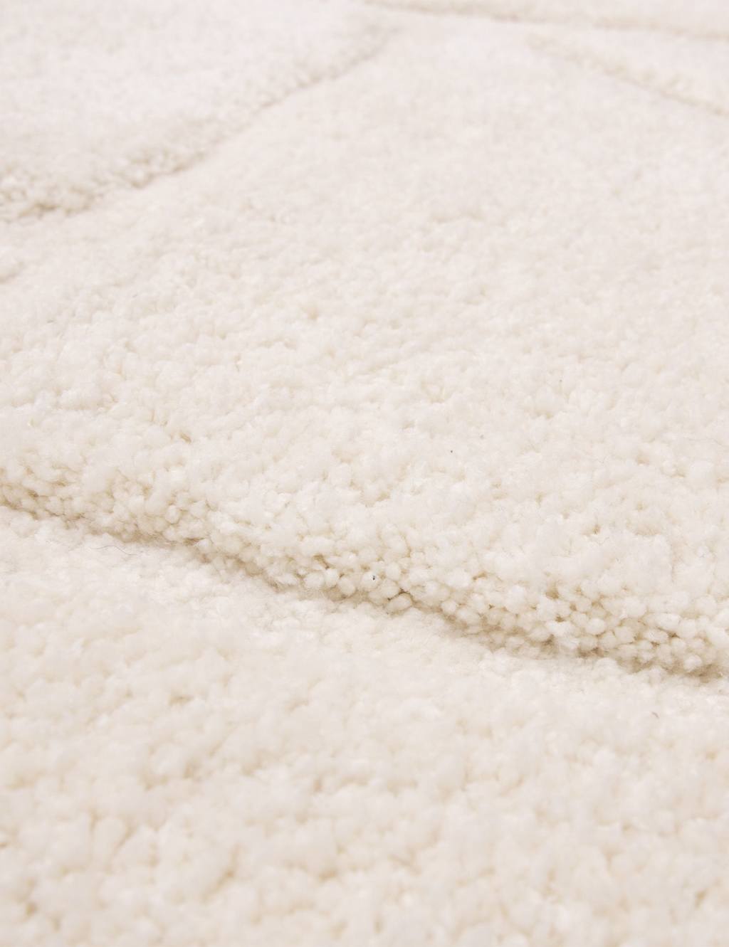 Horizon Ivory Tufted Rug 6 of 6