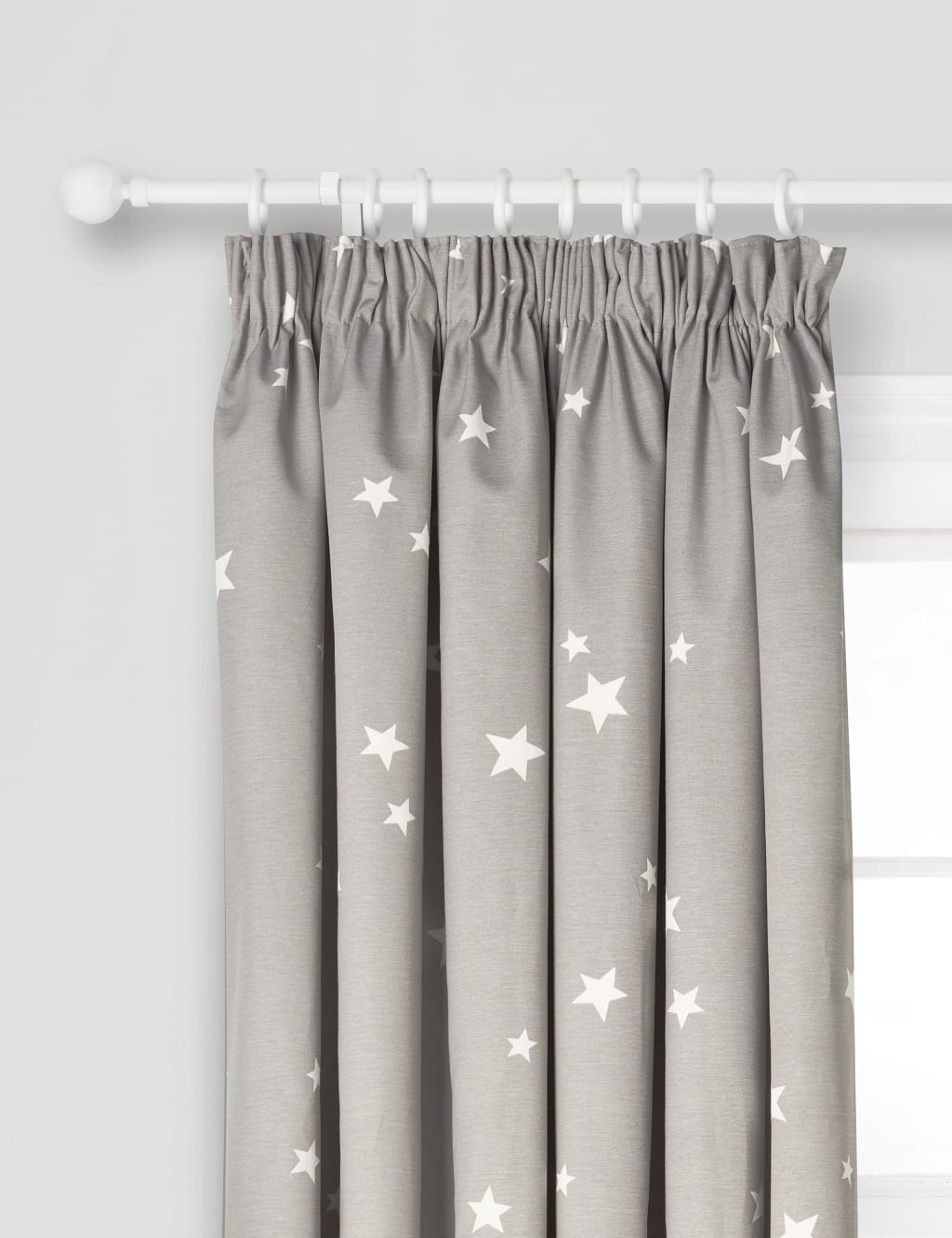 Star Pencil Pleat Blackout Kids Curtains 2 of 2