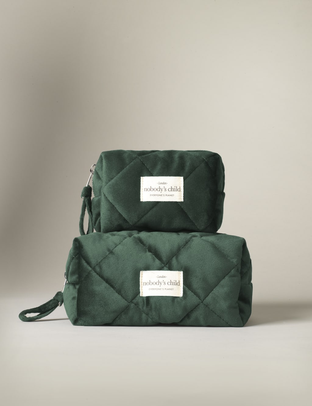 Velvet Goddess Toiletry Bag 4 of 4