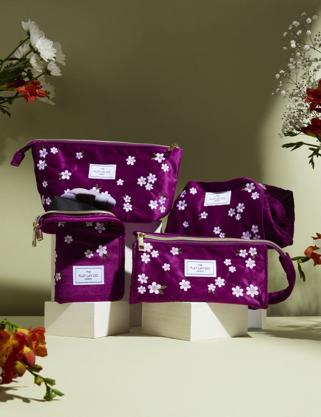 Open Flat Box Makeup Bag in Embroidered Daisy Plum Velvet 6 of 8