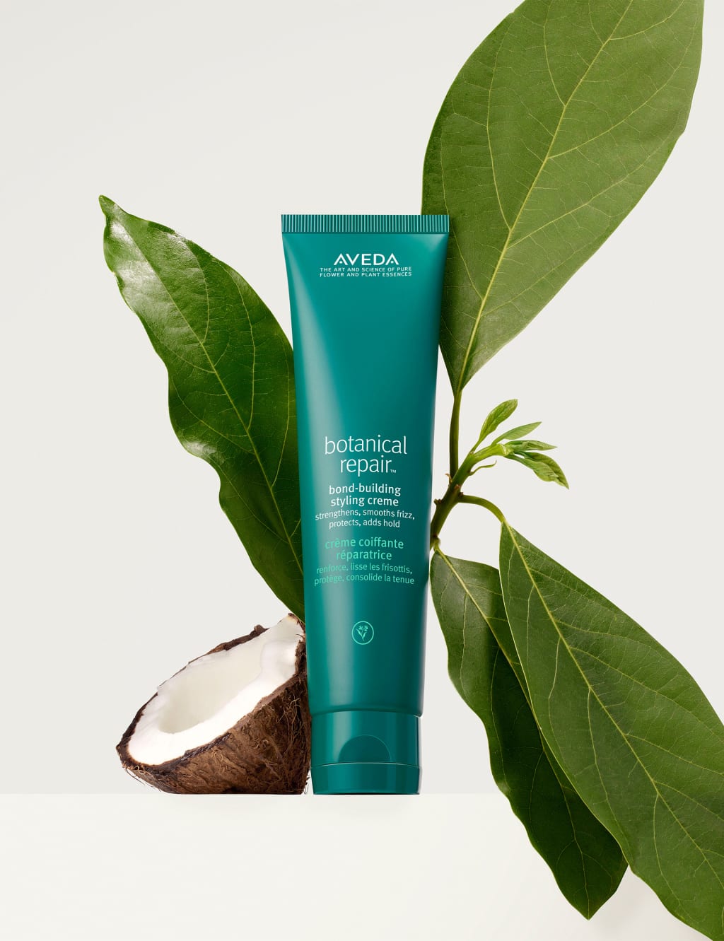 Botanical Repair™ Bond-Building Styling Crème 150ml 8 of 8