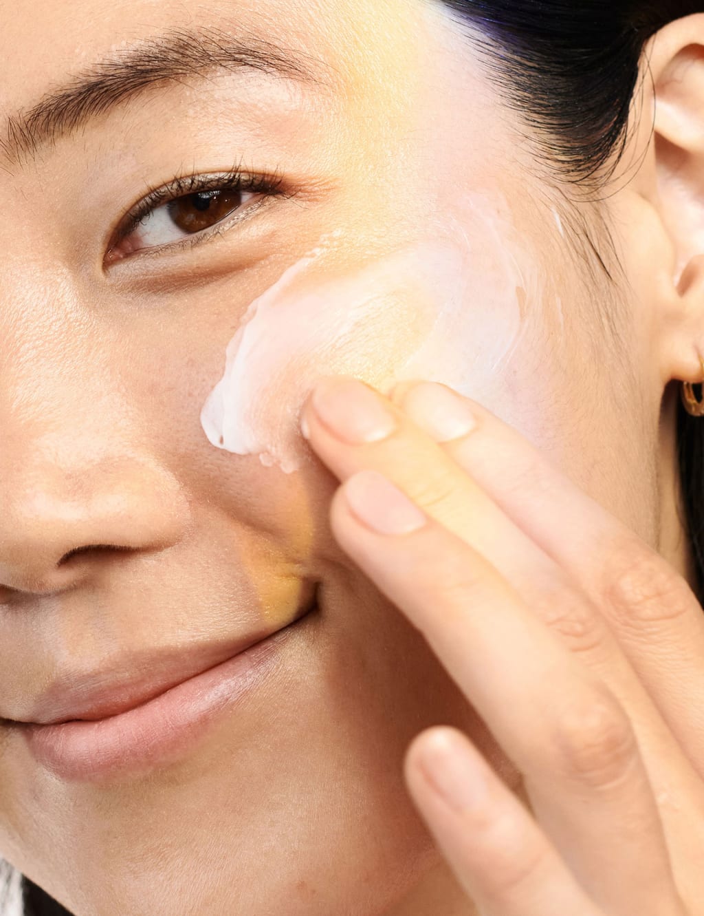 Even Better Clinical™ Brightening Moisturizer 50ml 2 of 5