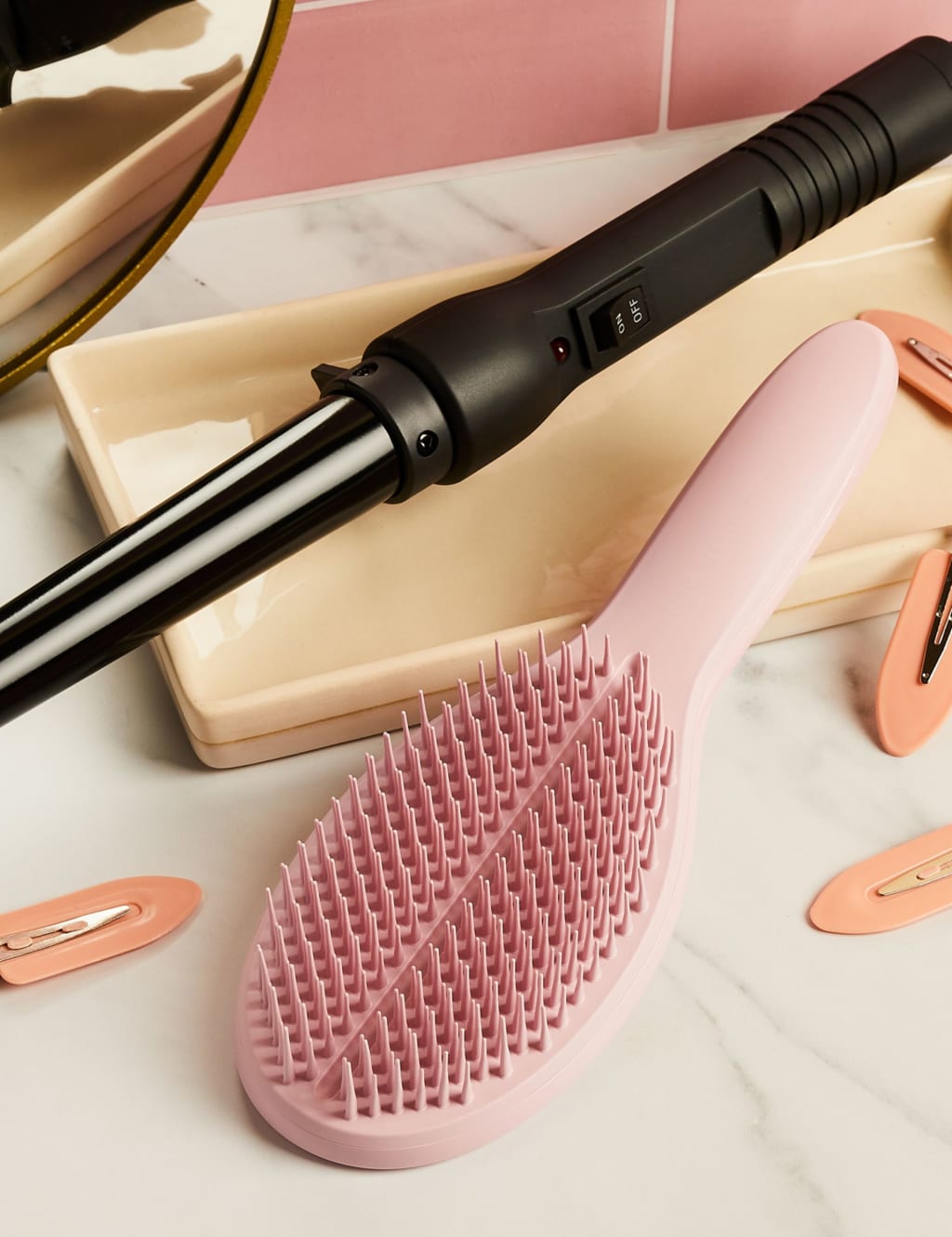 The Ultimate Styler Millennial Pink 7 of 7