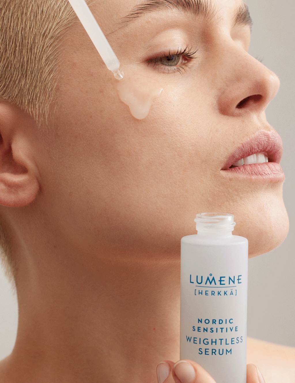 Lumene Nordic Sensitive [HERKKÄ] Weightless Serum 30ml 4 of 4