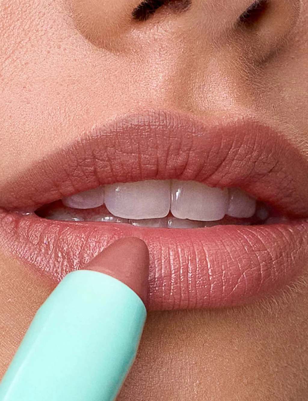 Le Lipstick 4 of 5