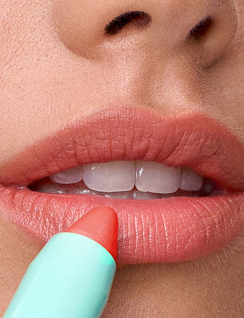 Le Lipstick - Lydia Millen 4 of 5