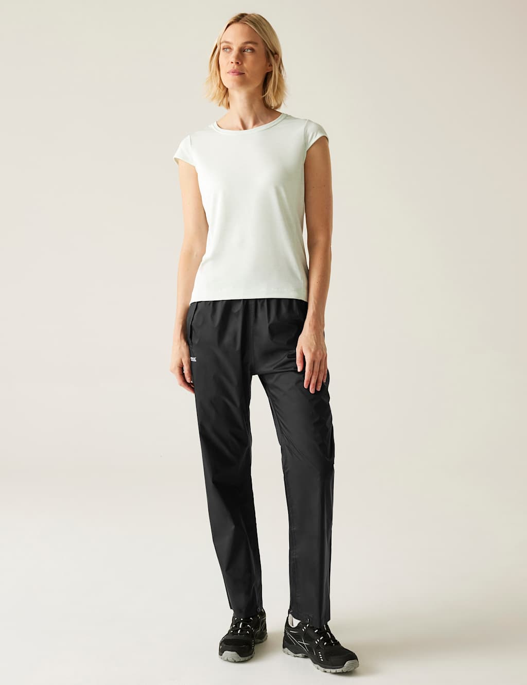 Womens Pack It O/Trs 3 of 6
