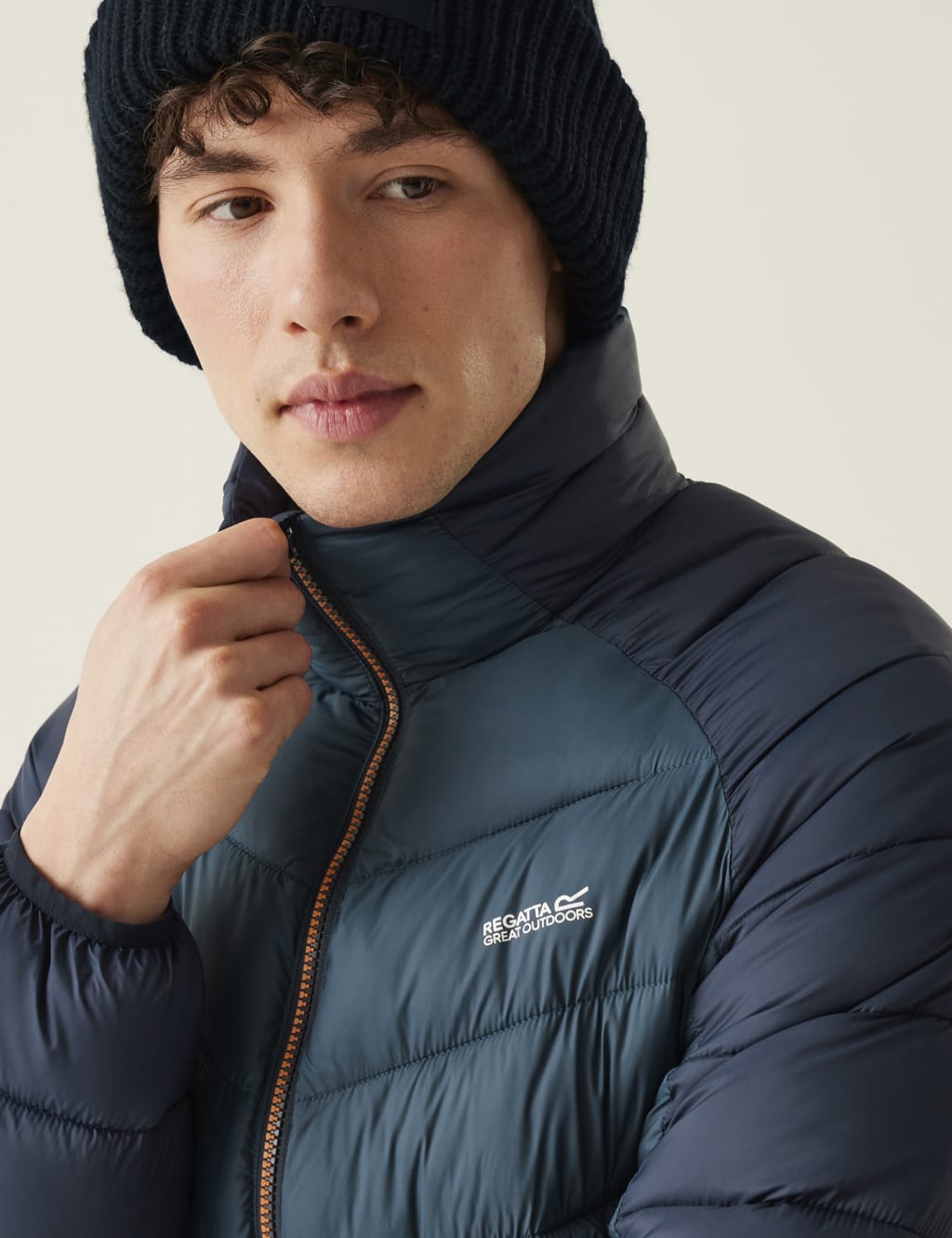 Dalent Lightweight Padded Jacket 5 of 6