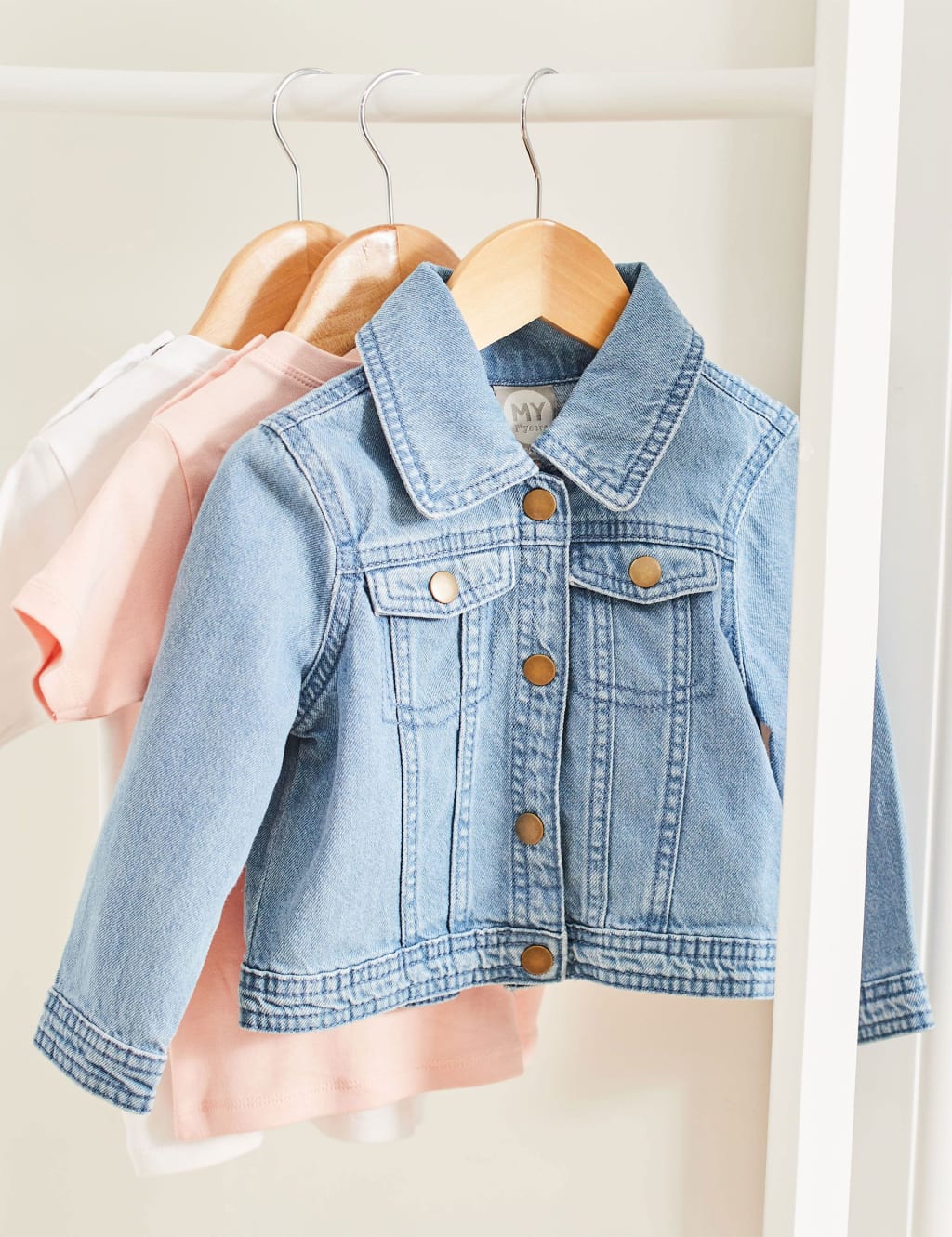 Personalised Bumblebee Denim Jacket (6 Mths-5 Yrs) 3 of 5