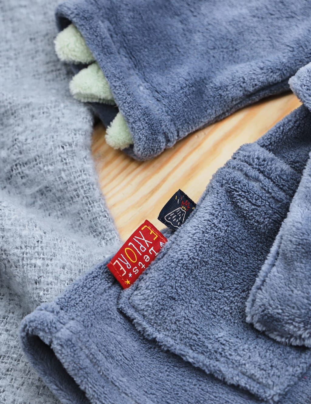 Personalised Dinosaur Fleece Dressing Gown (0 Mths-7 Yrs) 4 of 5