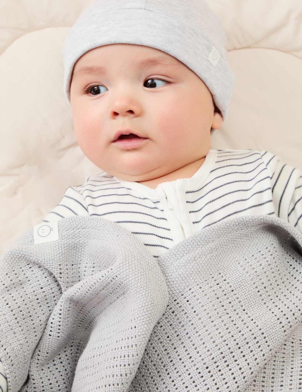 Cotton Blend Cellular Blanket 3 of 5