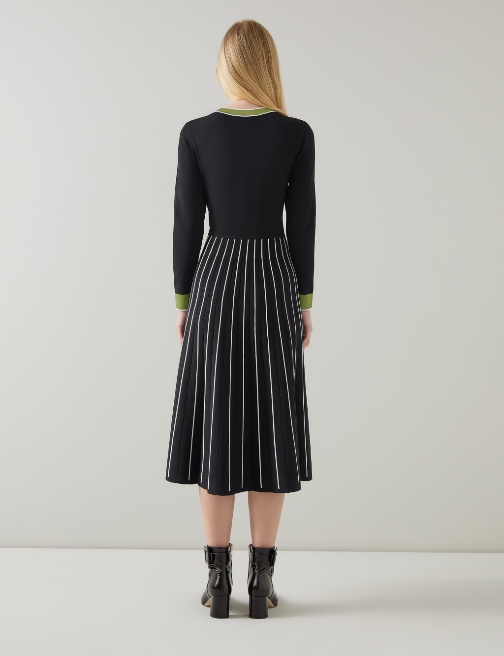 Colour Block Midi Skater Dress 3 of 4