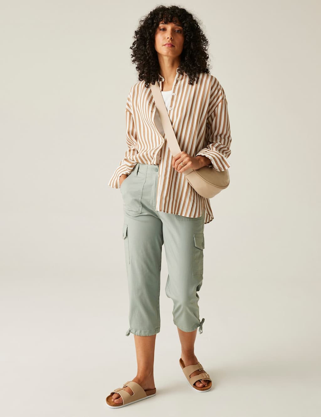 Shorebella Capri Cotton Blend Cargo Trousers 3 of 5